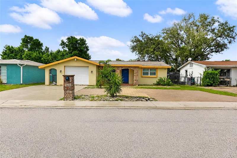 3 bedroom Single Family Residence at 7041 Westcott Drive, Regency Park, Port Richey — photo 1