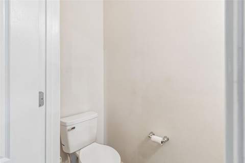 5017 White Sanderling Court, Tampa FL - photo 19 of 76