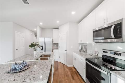 5252 Sanders Oak Trail, St Cloud FL - photo 14 of 42