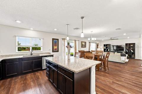 455 Overpool Avenue, Davenport FL - photo 11 of 30