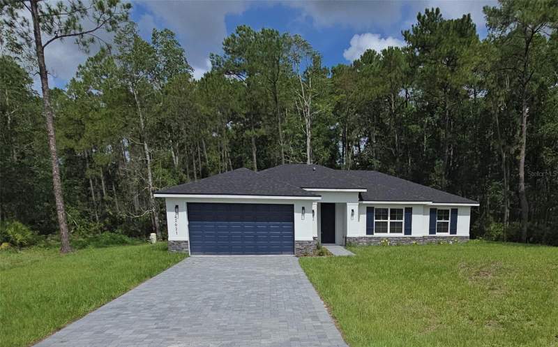 4 bedroom Single Family Residence at 42021 Tamarac Street, Royal Trails Unit 01, Eustis — photo 2