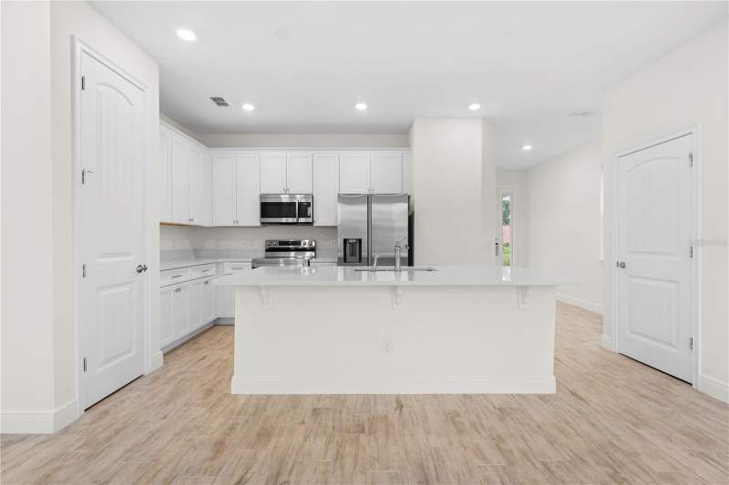 4 bedroom Townhouse at 3069 Caribbean Soul Drive, Rolling Oaks Ph 7, Kissimmee — photo 3