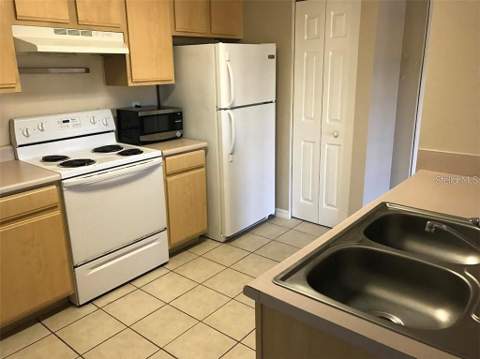 10831 Windsor Walk Drive #1308, Orlando FL - photo 6 of 15