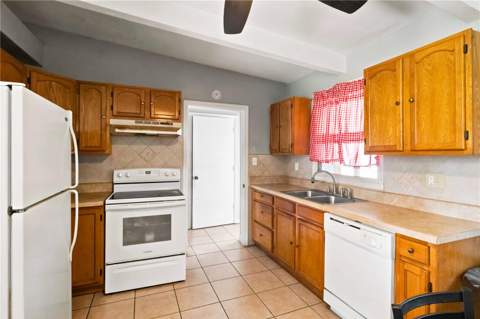 1311 Windsor Way, Tampa FL - photo 6 of 6