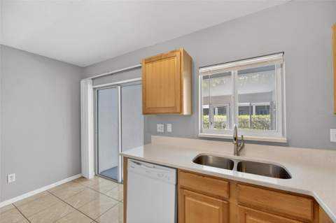 2258 Fluorshire Drive, Brandon FL - photo 22 of 48