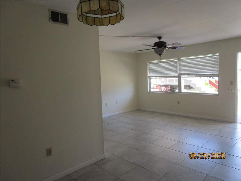 2 bedroom Condominium at 1950 58th Avenue #10, Town Apts Condo, St Petersburg — photo 5