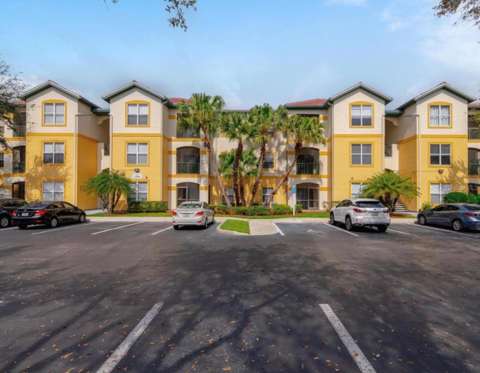 11490 Villa Grand #221, gated community for sale in Fort Myers