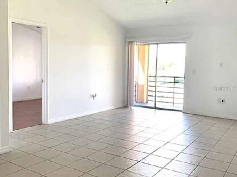 2 bedroom Condominium at 5220 Via Hacienda #212, Alhambra Courts, Orlando — photo 4