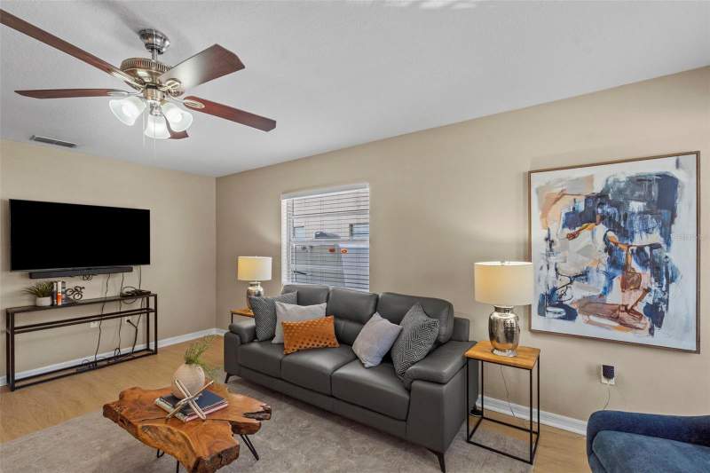 3 bedroom Single Family Residence at 7610 S SHERRILL STREET, PORT TAMPA CITY MAP, TAMPA — photo 4