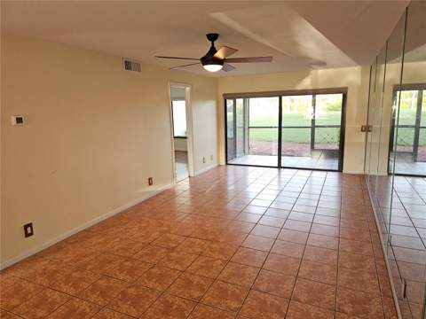 6343 Palma Del Mar Boulevard #126, St Petersburg FL - photo 9 of 31