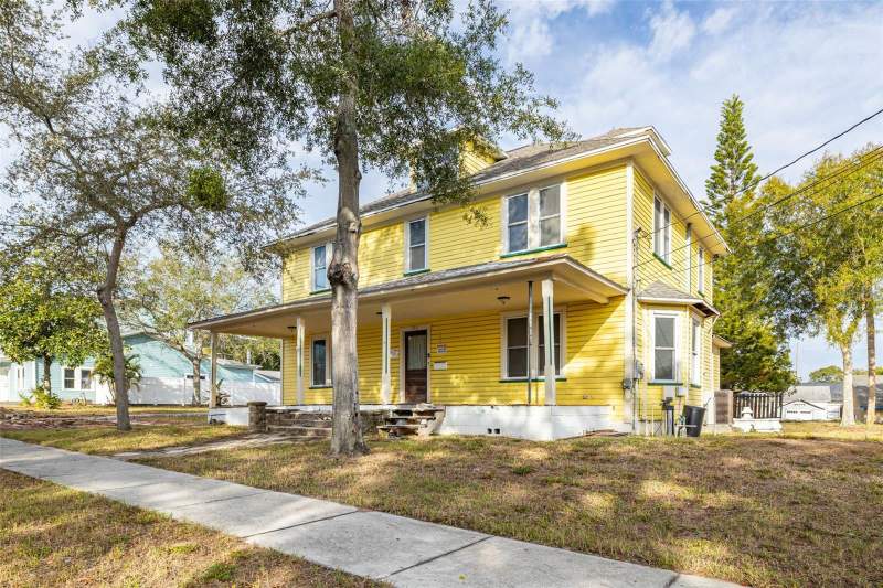 4 bedroom Single Family Residence at 553 Division Street, Fergusons C, Tarpon Springs — photo 4