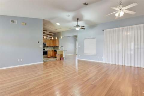 25273 Lost Oak Circle, Leesburg FL - photo 6 of 6
