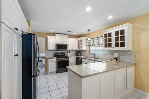110 Chula Vista Avenue, Lady Lake FL - photo 21 of 53