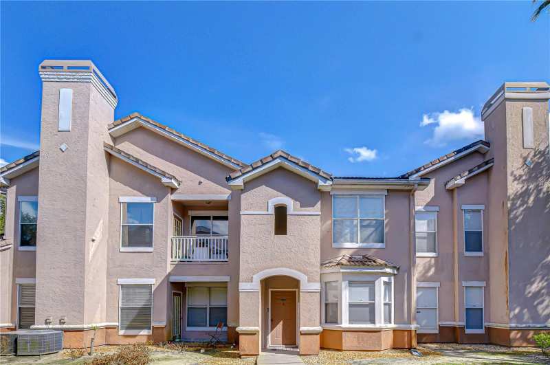 3 bedroom Condominium at 10409 Villa View Circle #10409, The Villas Condo, Tampa — photo 1