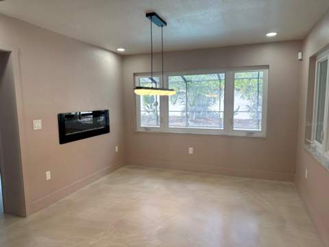 3197 Walnut Street, St Petersburg FL - photo 6 of 22