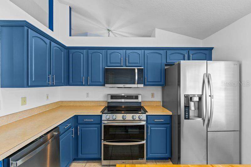 4 bedroom Single Family Residence at 214 Compass Rose Drive, Groveland Westwood Ph 02, Groveland — photo 3