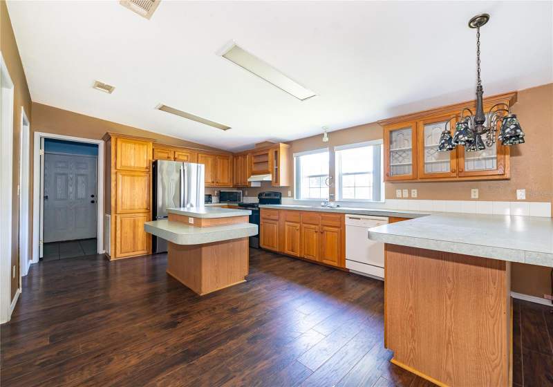 4 bedroom Manufactured Home at 800 GEE CREEK COURT, SHERWOOD FOREST, CASSELBERRY — photo 3