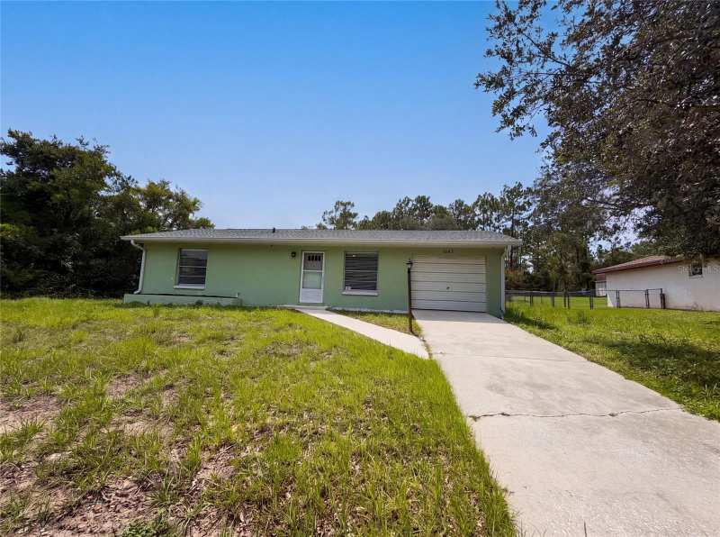 2 bedroom Single Family Residence at 3664 SW Ivy Place, Rainbow Lakes Estate, Dunnellon — photo 1