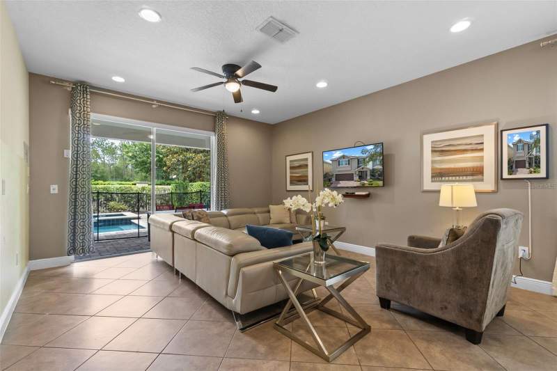 8 bedroom Single Family Residence at 551 Lasso Drive, Encore At Reunion, Reunion West, Kissimmee — photo 3
