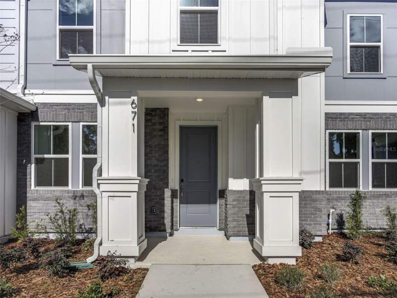 3 bedroom Townhouse at 671 Clark Street, Aulin Square, Oviedo — photo 3