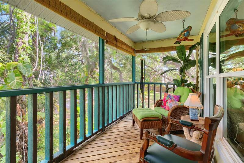 3 bedroom Single Family Residence at 420 Hanby Street, Crystal Beach, Crystal Beach — photo 4