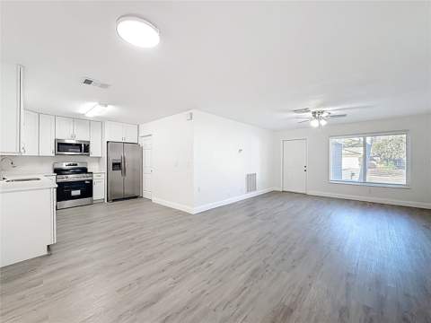 819 Helmsman Way, Palm Harbor FL - photo 7 of 26