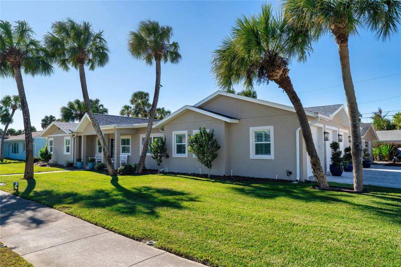 4 bedroom Single Family Residence at 848 MANDALAY AVENUE, MANDALAY SUB, CLEARWATER BEACH — photo 1