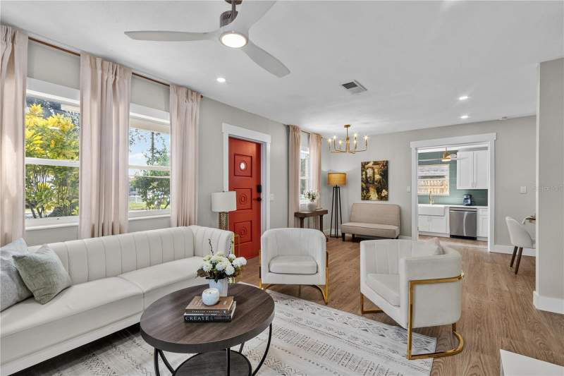 4 bedroom Single Family Residence at 8112 N 18th Street, Hendry & Knights Add To, Tampa — photo 3