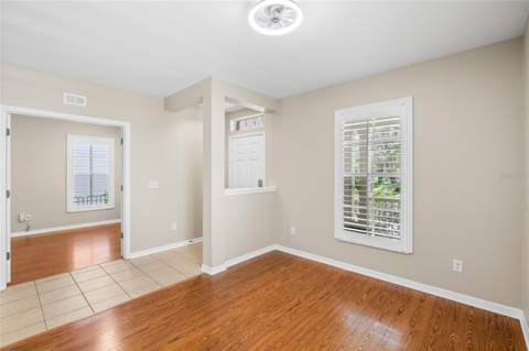 5906 Beaconpark Street, Lithia FL - photo 11 of 81