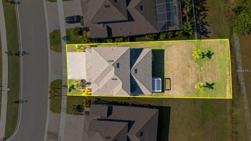 5 bedroom Single Family Residence at 933 Signet Drive, Mirabay-Marisol Pointe, Apollo Beach — photo 3