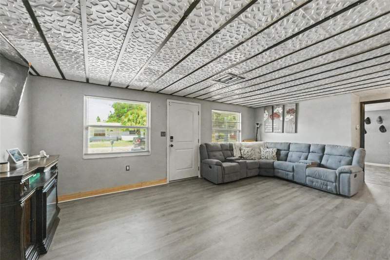 3 bedroom Single Family Residence at 3334 Coldwell Drive, Holiday Lake Estates, Holiday — photo 5