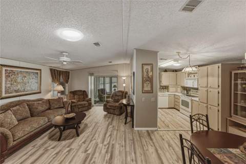 35921 Tanda Circle, Zephyrhills FL - photo 7 of 45