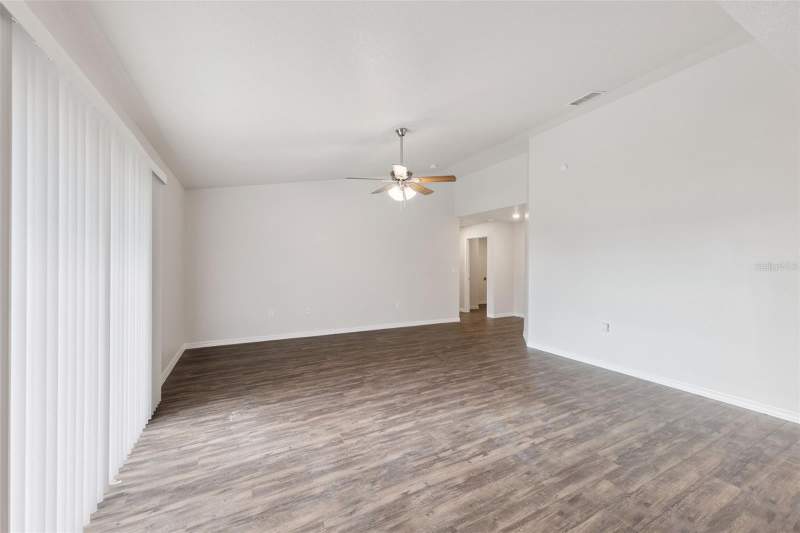 3 bedroom Single Family Residence at 1904 PIEDMONT COURT, MASCOTTE LAKE JACKSON RIDGE PH 01, MASCOTTE — photo 4