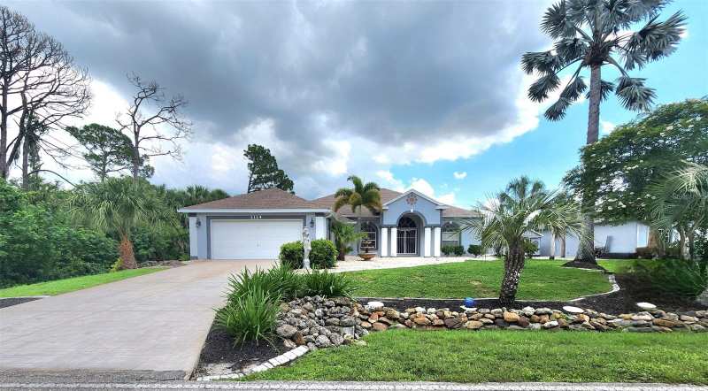 3 bedroom Single Family Residence at 1114 Campbell Street, Port Charlotte Sec55, Port Charlotte — photo 1