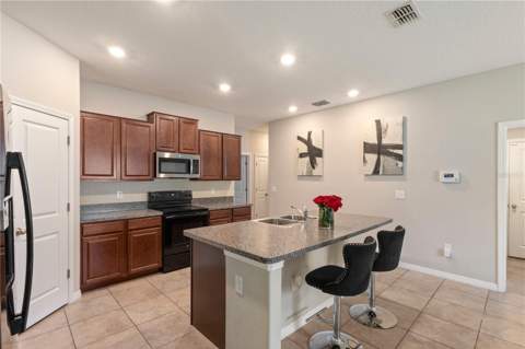 2987 Moulden Hollow Drive, Zephyrhills FL - photo 11 of 28