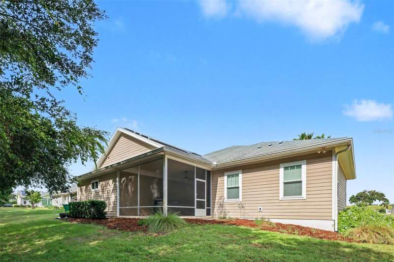 3 bedroom Single Family Residence at 1182 Fiesta Key Circle, Green Key Village, Lady Lake — photo 3