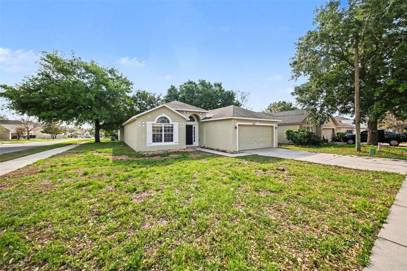 3 bedroom Single Family Residence at 2212 Nicollett Way, Orverlook/Lk Griffin, Leesburg — photo 3