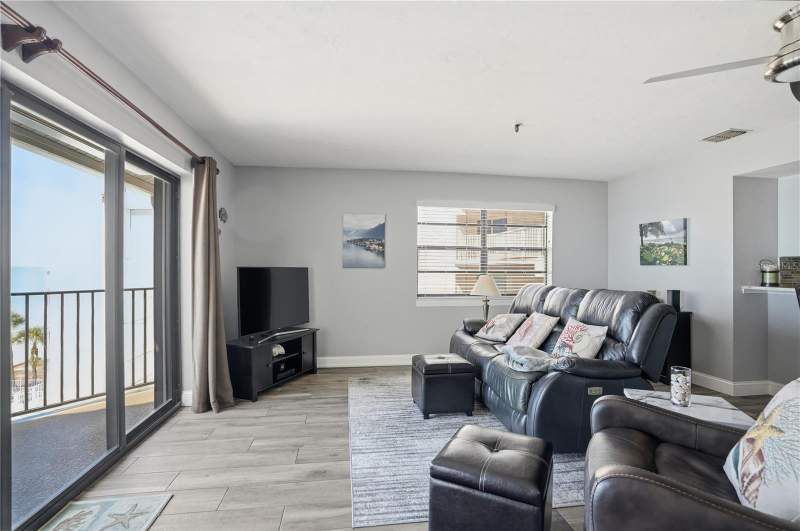 2 bedroom Condominium at 16330 Gulf Boulevard #306, Redington Place Condo, Redington Beach — photo 5