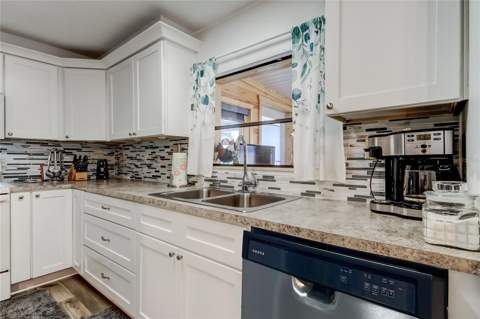 10151 Hamp Drive, Dade City FL - photo 18 of 57