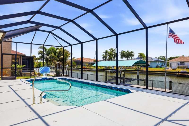 3 bedroom Single Family Residence at 15610 Seafoam Circle, Port Charlotte Sec 093, Port Charlotte — photo 1