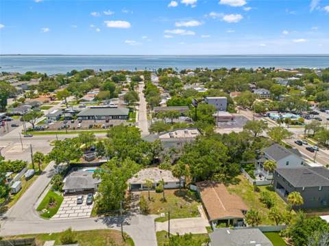 4635 W Bay Villa Avenue, Tampa FL - photo 6 of 6