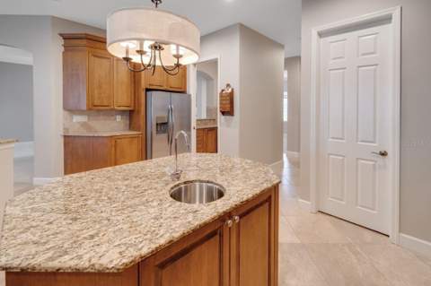 5918 Bahama Shores Drive, St Petersburg FL - photo 11 of 46