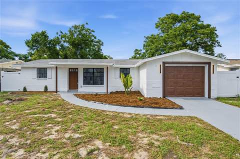 7811 Tyson Drive, Port Richey FL - photo 9 of 43