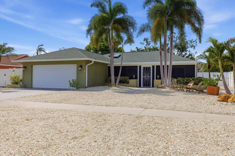3 bedroom Single Family Residence at 1833 Oak View Drive, Tamaron, Sarasota — photo 1