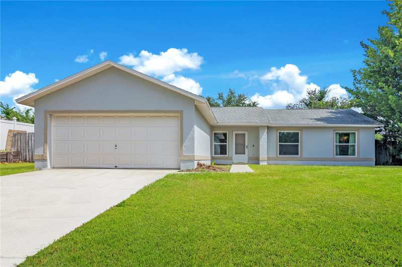 4 bedroom Single Family Residence at 10652 Crescendo Loop, Lake Crescent Pines East Sub, Clermont — photo 1