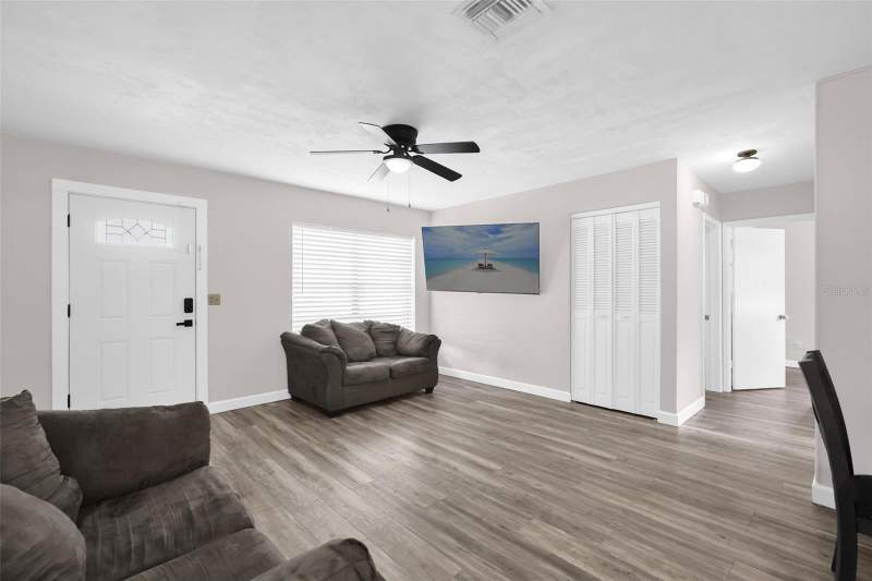 3 bedroom Single Family Residence at 675 Hager Street, Deltona Lakes Un 25, Deltona — photo 4