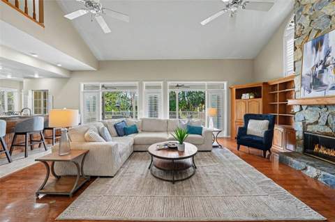 833 Marco Drive, St Petersburg FL - photo 6 of 6