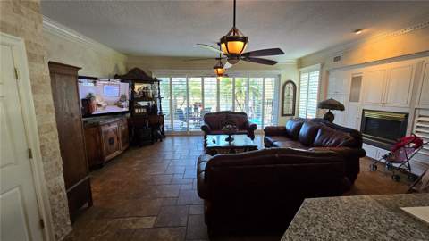 1648 Lago Vista Boulevard, Palm Harbor FL - photo 22 of 58