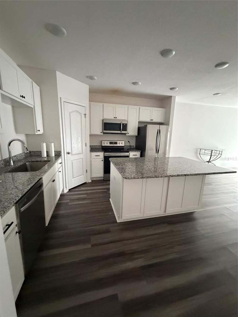 3 bedroom Townhouse at 4743 Deer Track Street, Cp & Williams Twnhms, Tampa — photo 3