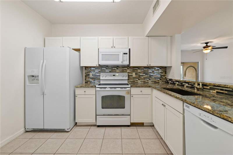 3 bedroom Condominium at 6434 Cypressdale Drive #102, Villages Of Bloomingdale, Riverview — photo 3
